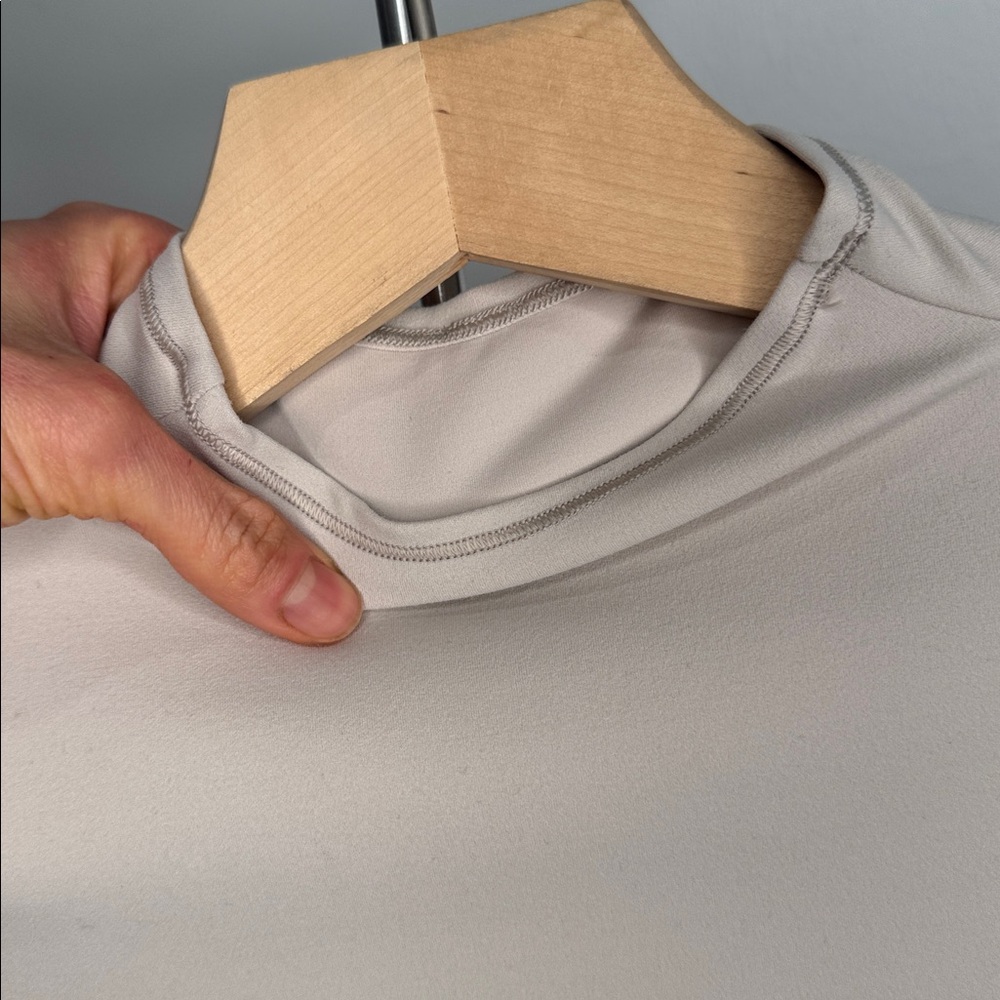 NWT Vuori AllTheFeels™ Long Sleeve Mock Neck Top • Cream • XS - Picture 11 of 14